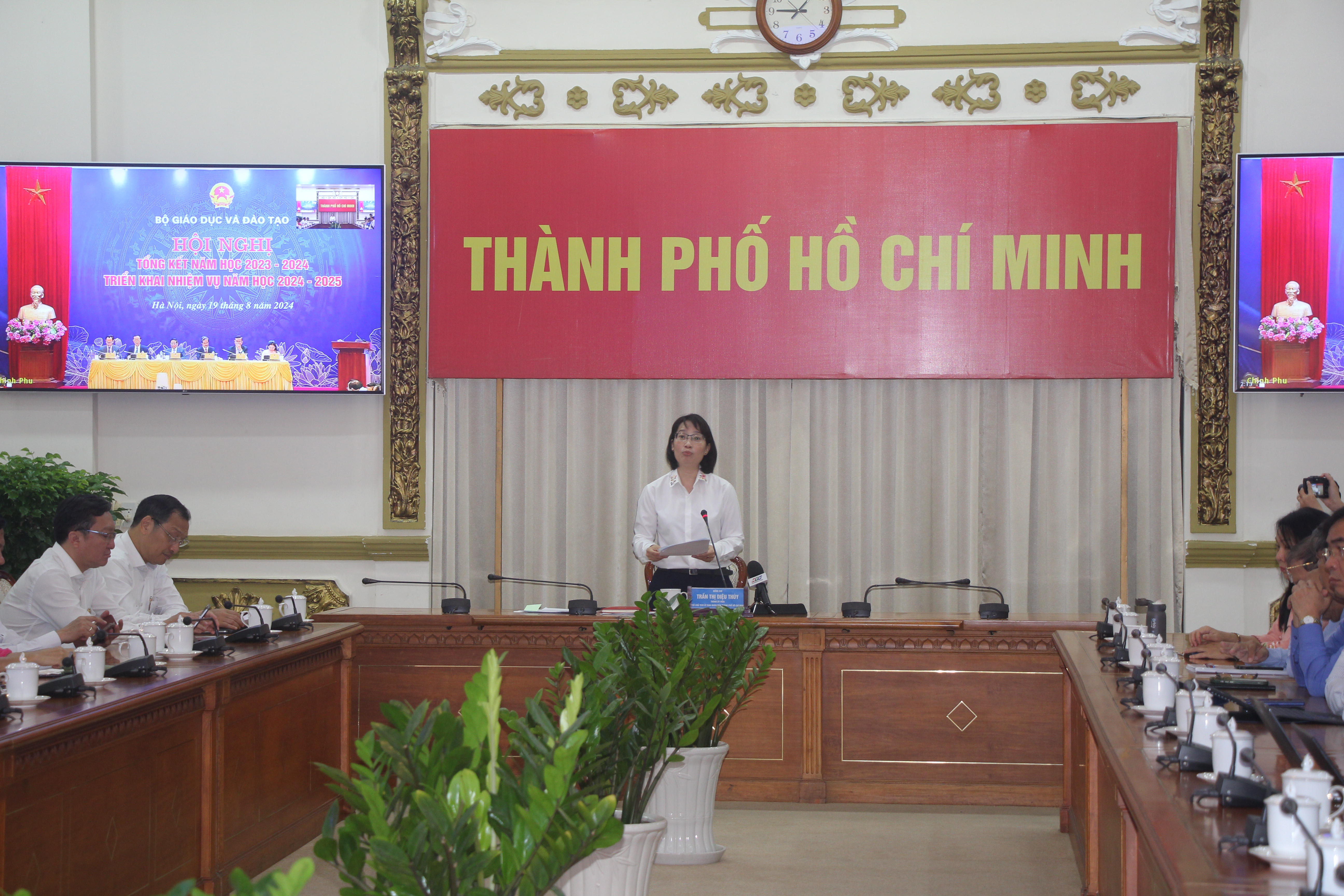 Phó chủ tịch UBND TP. Hồ Chí Minh Trần Thị Diệu Thúy phát biểu tại Hội nghị tổng kết năm học 2023-2024 và triển khai nhiệm vụ năm học 2024-2025 diễn ra vào sáng 19-8.